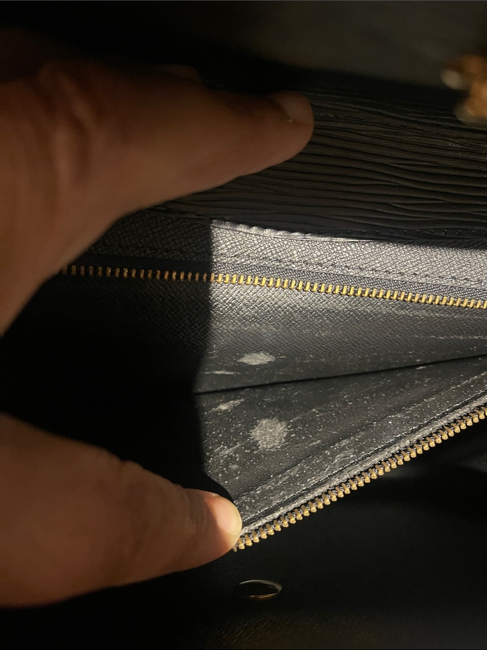 Louis Vuitton Black Epi Leather Envelope Clutch with Gold Logo - Picture 6 of 6